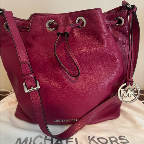 Michael Kors Magenta Leather Shoulder Bag - Picture 1 of 11